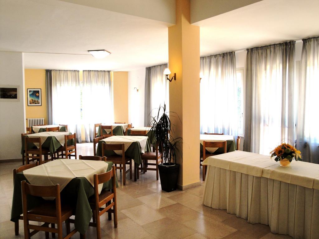 Hotel Viola Gaeta Exterior foto